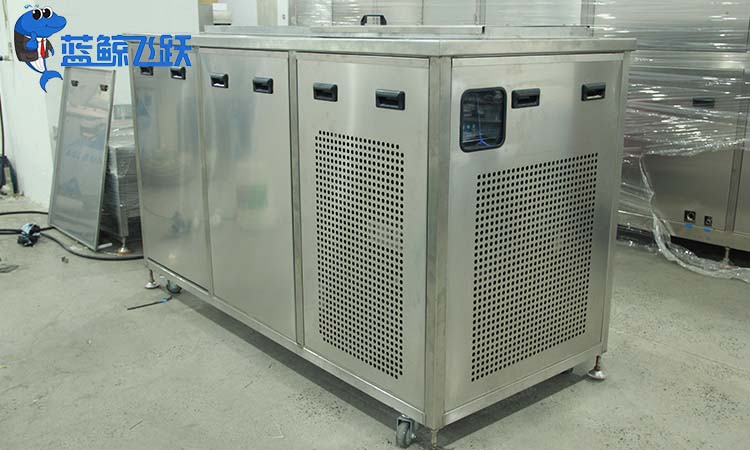 单槽妖精WWW视频免费高清最新期是一种高效的清洗工具