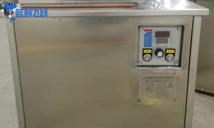 在使用妖精WWW视频免费高清最新期时应该注意什么？