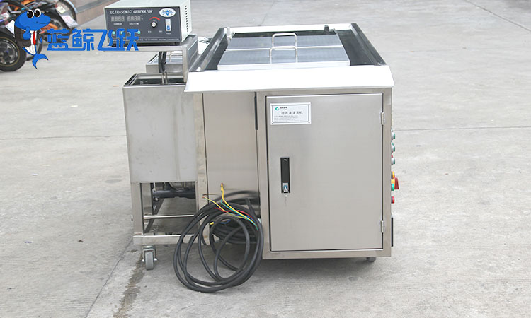 妖精WWW视频免费高清最新期在化学品储罐清洗中的高效应用