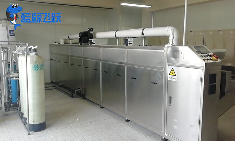 高端清洗中的超声波技术：[敏感词]品保养的革命性应用