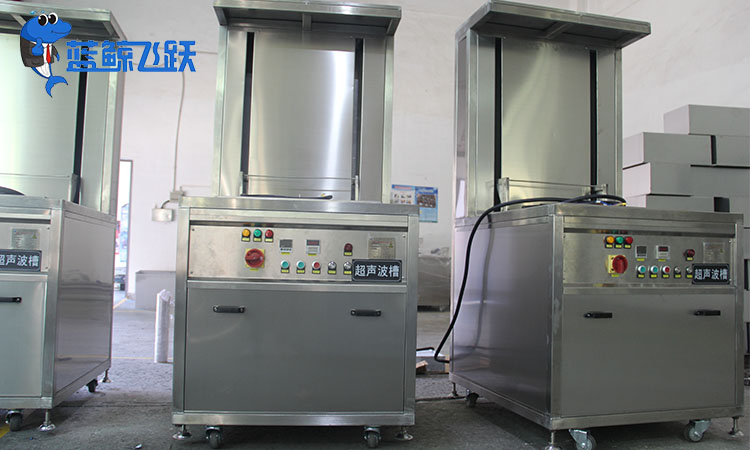 超声波清洗器：艺术品保养的新时代利器