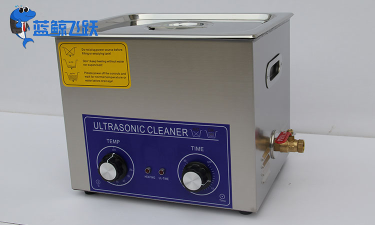 超声波清洗技术：金属零部件清洗的高效活力注入