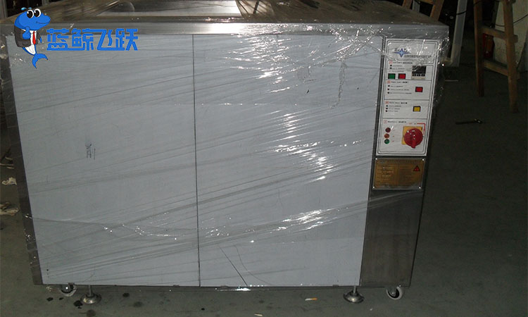 超声波清洗技术：电子产品清洁的新革命