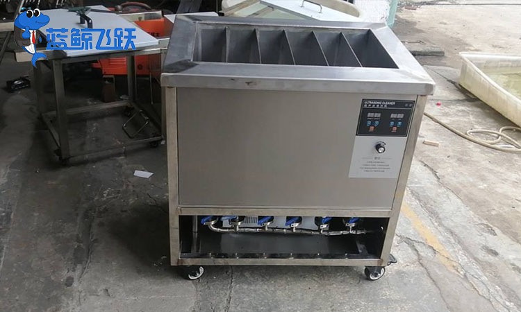 妖精WWW视频免费高清最新期水槽温度对清洗效果的影响与控制