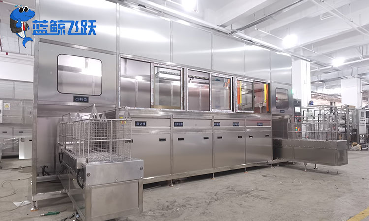 妖精WWW视频免费高清最新期：液体温度对清洗效果的影响