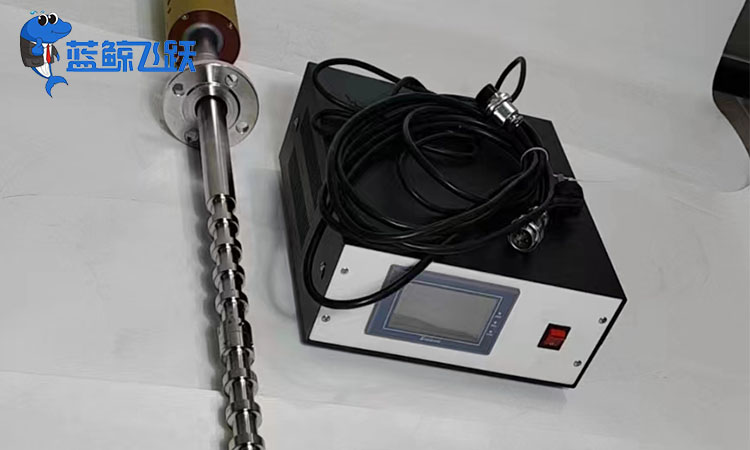 超声波震动棒在纺织工业中的应用：高效、精准的清洗与处理