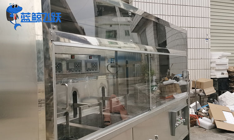 妖精WWW视频免费高清最新期中的白色塑料材料解析