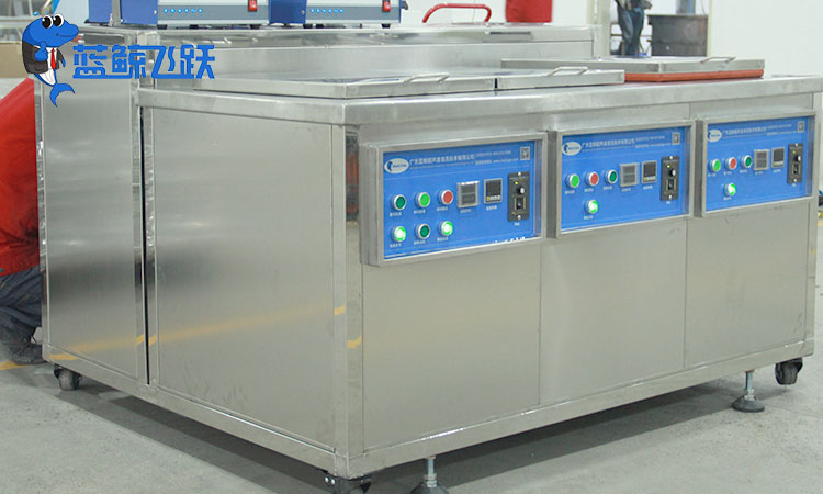 妖精WWW视频免费高清最新期紫色灯的作用与原理解析