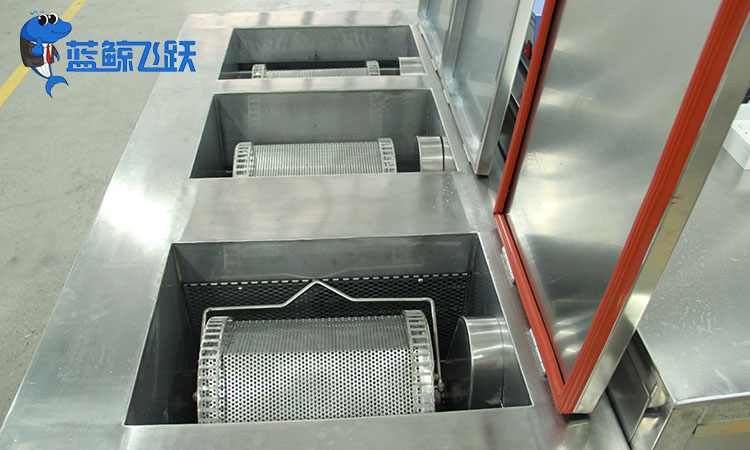 妖精WWW视频免费高清最新期洗卡钳的液体选择与应用