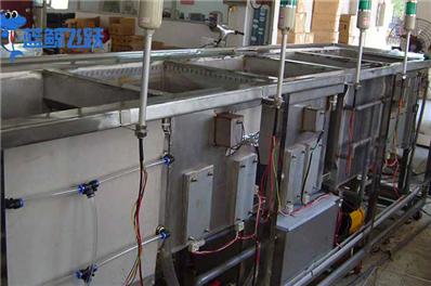 如何选择超声波清洗器的频率？