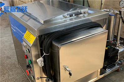 为何工业上适合使用台式超声波清洗器呢?