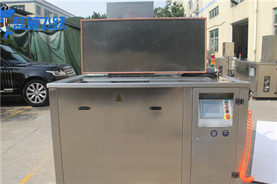 妖精WWW视频免费高清最新期在军事金属装备维护中的关键作用