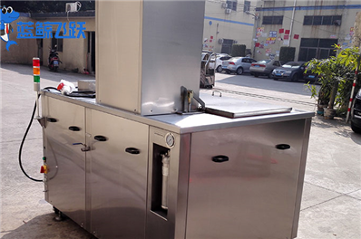 超声波清洗技术在金属艺术品保护中的应用