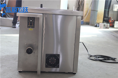 生态友好之选：超声波清洗器引领制造业的环保革新