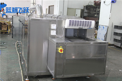 超声波清洗器：推动制造业环保可持续发展的绿色引擎