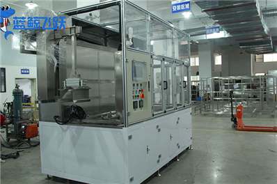 超声波清洗设备：金属零件清洁的卓越解决方案